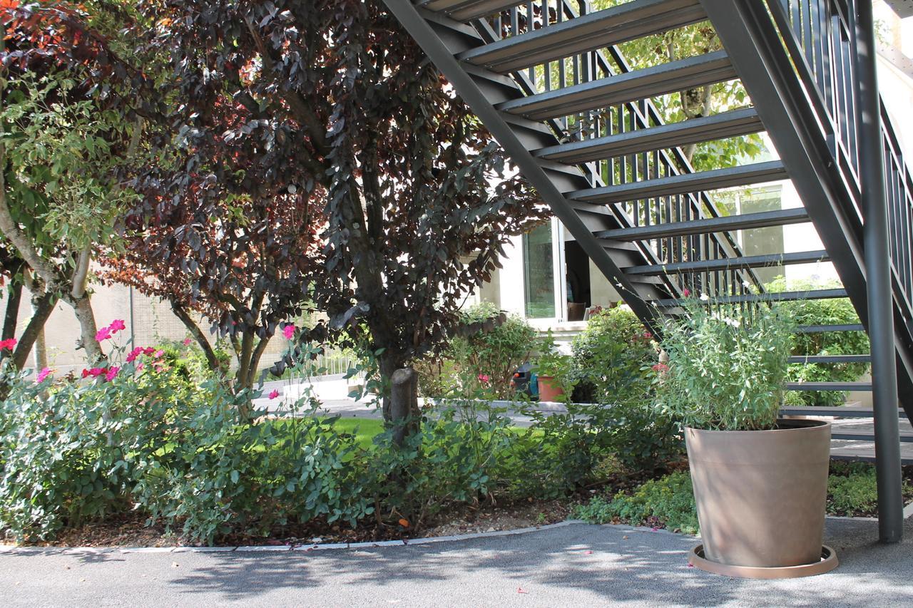 Hotel Jardin Le Pasteur Chalons en Champagne Exterior photo